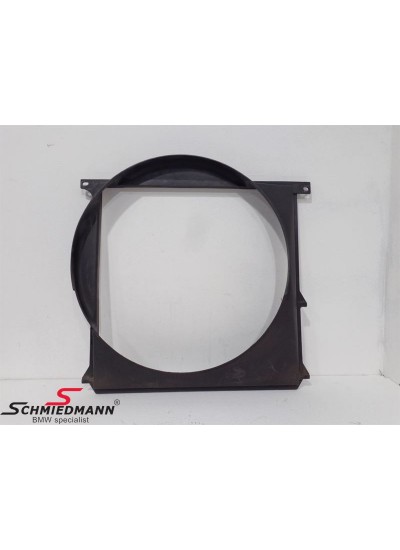 E36 RADYATÖR/FAN DAVLUMBAZI M40/M42/M50/M52 E36 RADYATÖR/FAN DAVLUMBAZI M40/M42/M50/M52