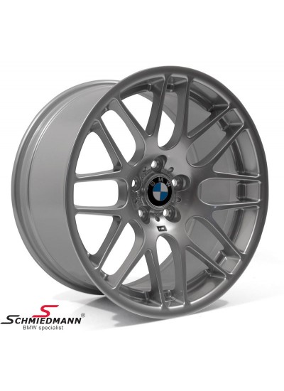 E46 M3 ARKA JANT 19 İNÇ CSL E46 M3 ARKA JANT 19 İNÇ CSL