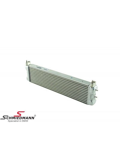 F06/F10/F12/F90/G15 ///M5-M6 YAĞ RADYATÖRÜ F06/F10/F12/F90/G15 ///M5-M6 YAĞ RADYATÖRÜ