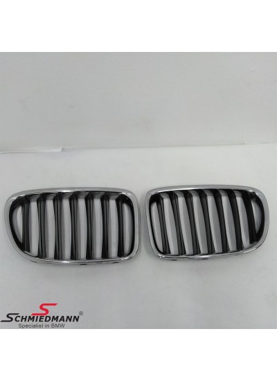 E84 X1 ÖN PANJUR SOL TİTAN