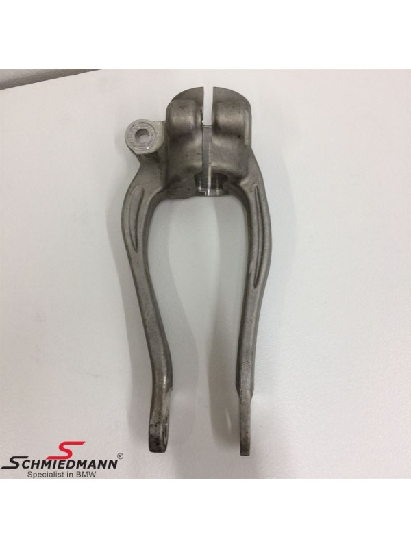 G15 SOL ÖN AMORTİSÖR TUTUCU… G15 SOL ÖN AMORTİSÖR TUTUCU…