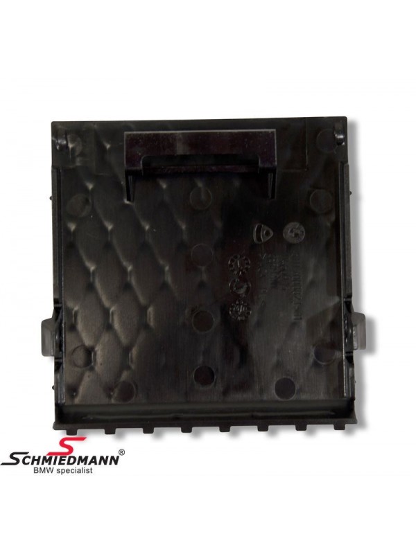 E63/E64 ÖN TAMPON ALT YAN IZGARASI… E63/E64 ÖN TAMPON ALT YAN IZGARASI…