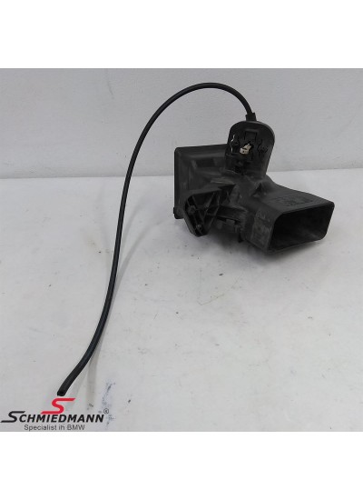 E60 LCİ HAVALANDIRMA BAKALİTİ SOL E60 LCİ HAVALANDIRMA BAKALİTİ SOL