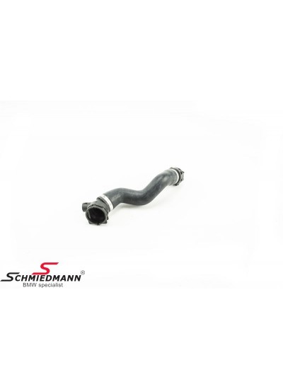 E81/E82/E87 RADYATÖR ALT HORTUMU N46N E81/E82/E87 RADYATÖR ALT HORTUMU N46N