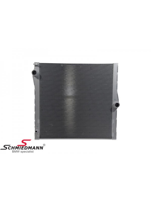 E70 3,0 BENZİNLİ SU RADYATÖRÜ… E70 3,0 BENZİNLİ SU RADYATÖRÜ…