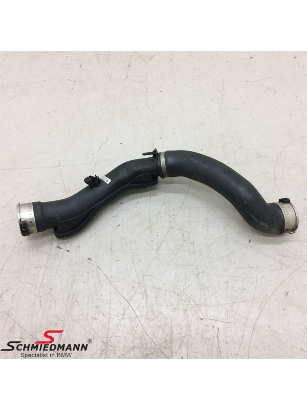 F01/F07/F10 İNTERCOLLER -MANİFOLD HORTUMU N57… F01/F07/F10 İNTERCOLLER -MANİFOLD HORTUMU N57…