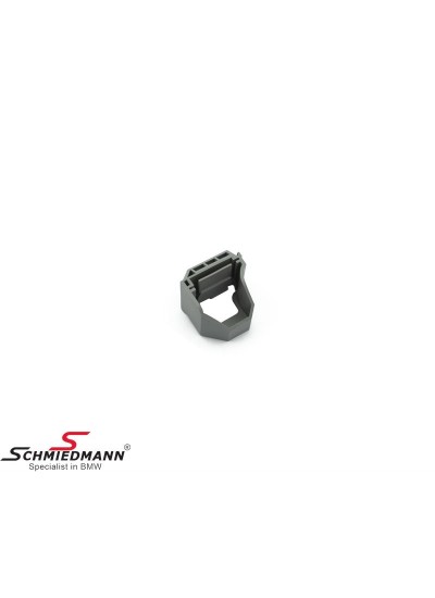 E87 RAD ALT AYAĞI SAĞ E87 RAD ALT AYAĞI SAĞ