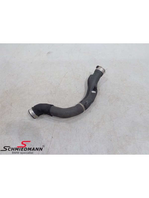 X5 E70 LCİ TURBO HORTUMU 3,0 4,0 DX…