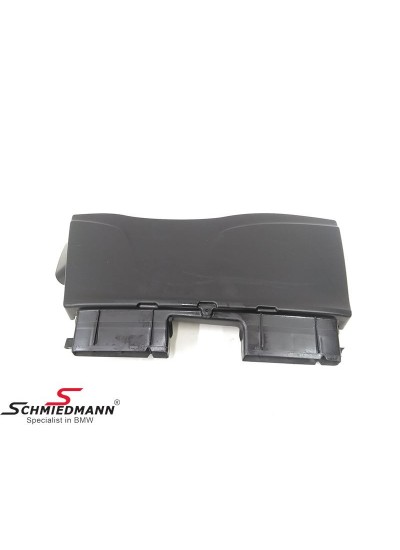 E90 LCİ PANEL ÜST BAKALİTİ E90 LCİ PANEL ÜST BAKALİTİ