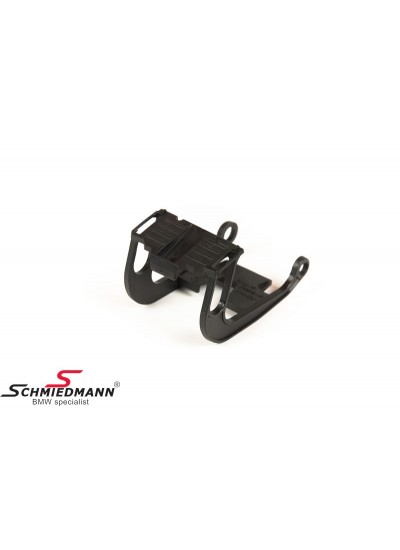 F10 FAR FİSKİYE BAĞLANTI AYAĞI SOL ///M F10 FAR FİSKİYE BAĞLANTI AYAĞI SOL ///M