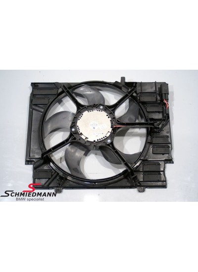 E60 / E60 LCİ KLİMA FANI 400W