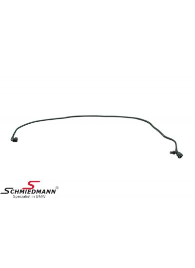 F20/F22/F23/F30/F32/F36 YEDEK DEPO GİRİŞ HORTUMU B37/B47