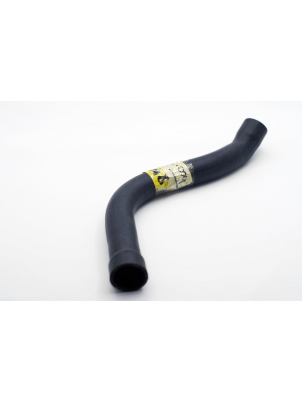 RADYATÖR ALT HORTUMU E36 M50… RADYATÖR ALT HORTUMU E36 M50…