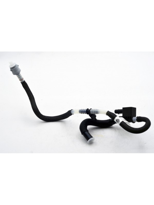 X5 E70/X6 E71 YAKIT HORTUMU N57/S 3.0-4.0DX…