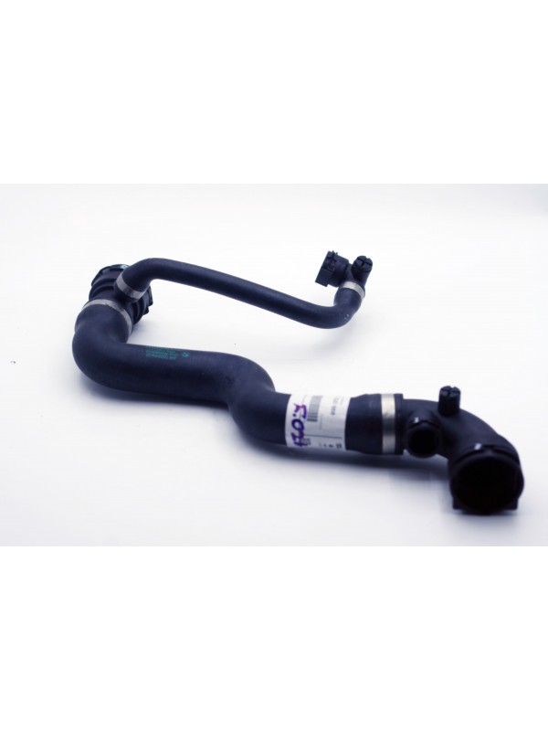 E46 RADYATÖR ÜST HORTUMU N40/42/45/46… E46 RADYATÖR ÜST HORTUMU N40/42/45/46…