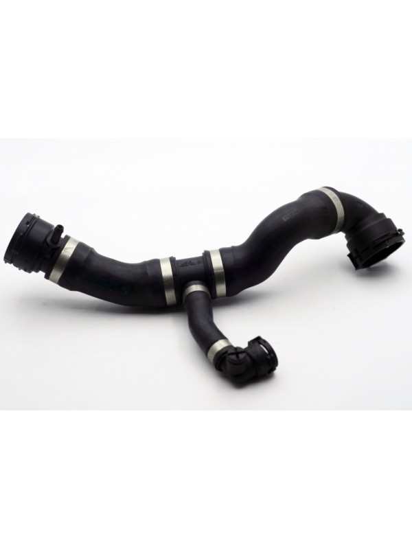 E87 N45 / N46 RADYATÖR ÜST HORTUMU… E87 N45 / N46 RADYATÖR ÜST HORTUMU…