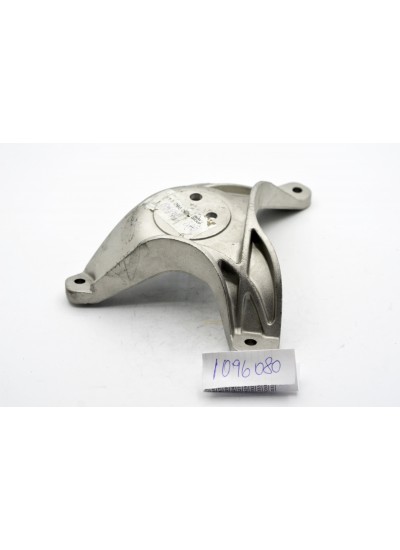 E39 M57 MOTOR KULAĞI ALÜMİNYUM SAĞ E39 M57 MOTOR KULAĞI ALÜMİNYUM SAĞ