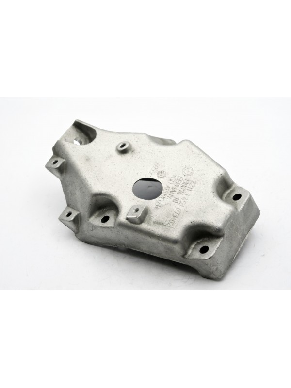 X3 E83 LCİ N47 MOTOR KULAĞI ALÜMİNYUM SOL… X3 E83 LCİ N47 MOTOR KULAĞI ALÜMİNYUM SOL…