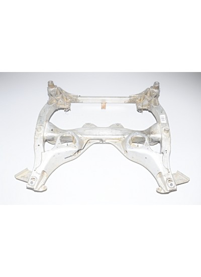 F10 F01 ÖN AKS TRAVERSİ F10 F01 ÖN AKS TRAVERSİ