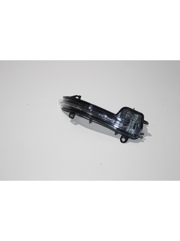 F40/F44 AYNA SİNYALİ SOL… F40/F44 AYNA SİNYALİ SOL…