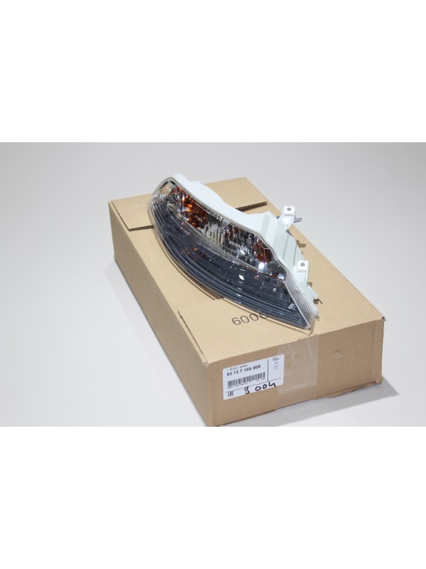 E63 ÖN SİNYAL SAĞ… E63 ÖN SİNYAL SAĞ…