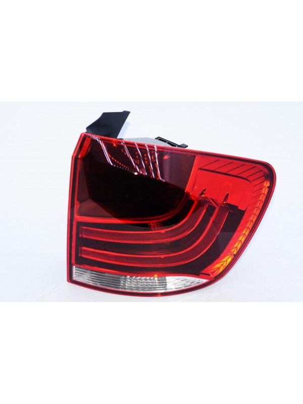 E84 X1 ARKA DIŞ STOP SAĞ…