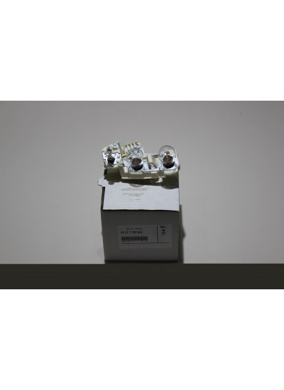 E90 İÇ AMPUL DUYU SAĞ